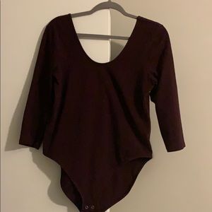 Gap burgundy top